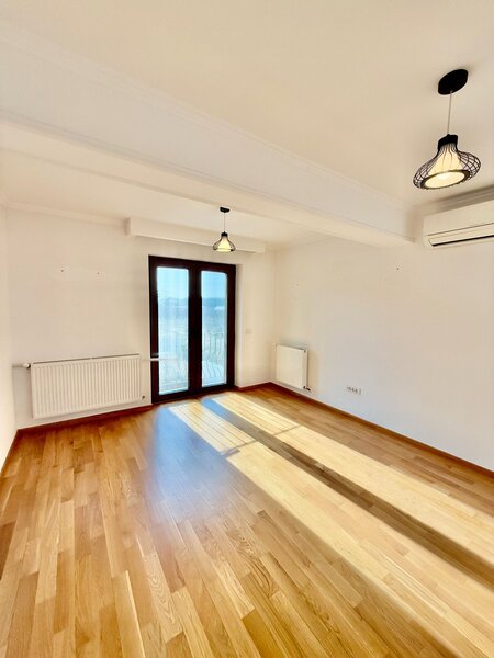 Padurea Cernica, Pantelimon/ Vila P+2,  Este 1 linie la padure! Comision 0%